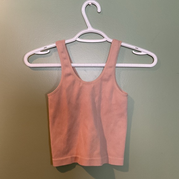 Urban Planet Basic Cropped Tank Top - Picture 2 of 2